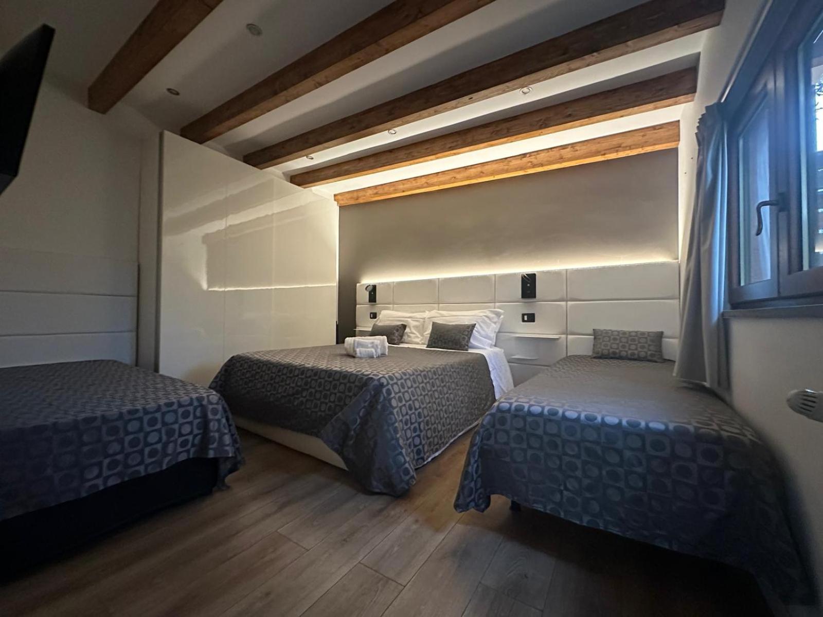 Ottomood B&B And Apartments Tremestieri Etneo ห้อง รูปภาพ